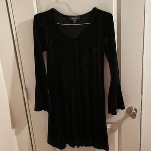 Karen kane velour bell sleeve dress